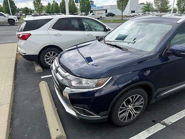 2017 MITSUBISHI Outlander