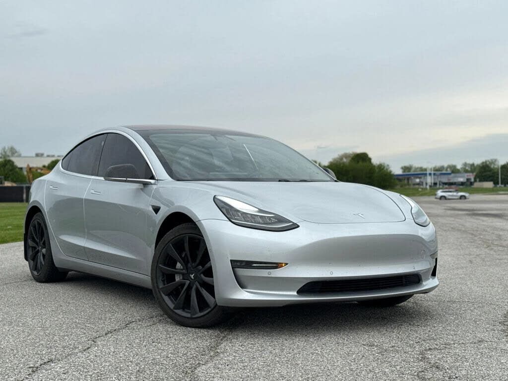2018 TESLA Model 3