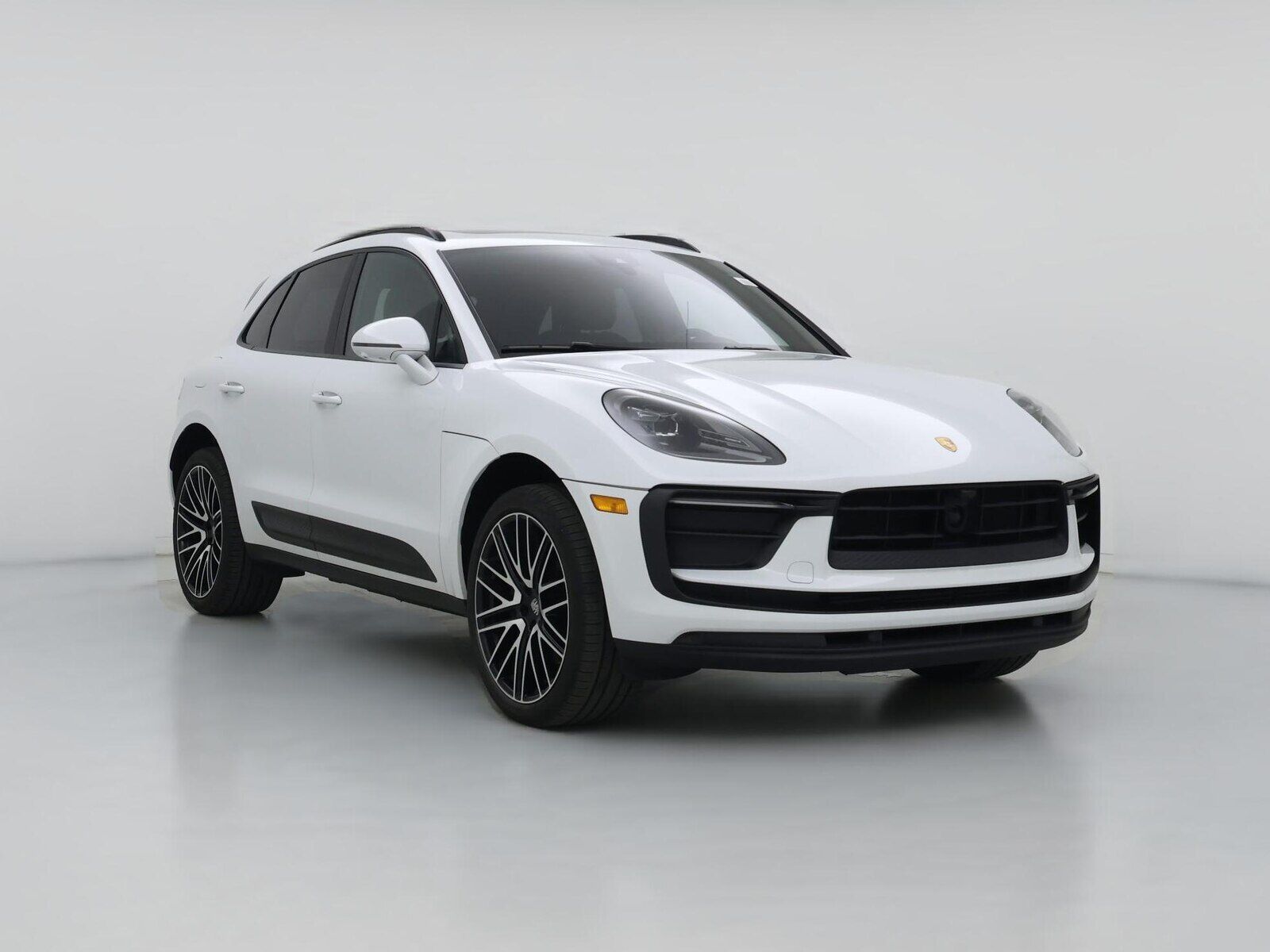 2022 PORSCHE Macan