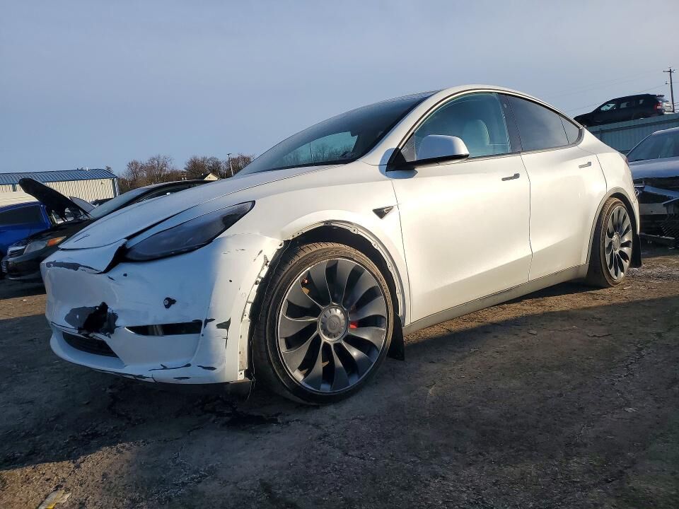 2022 TESLA Model Y