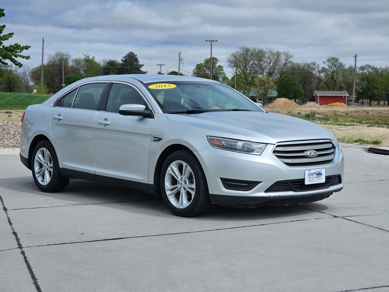 2015 FORD Taurus