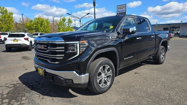 2025 GMC Sierra