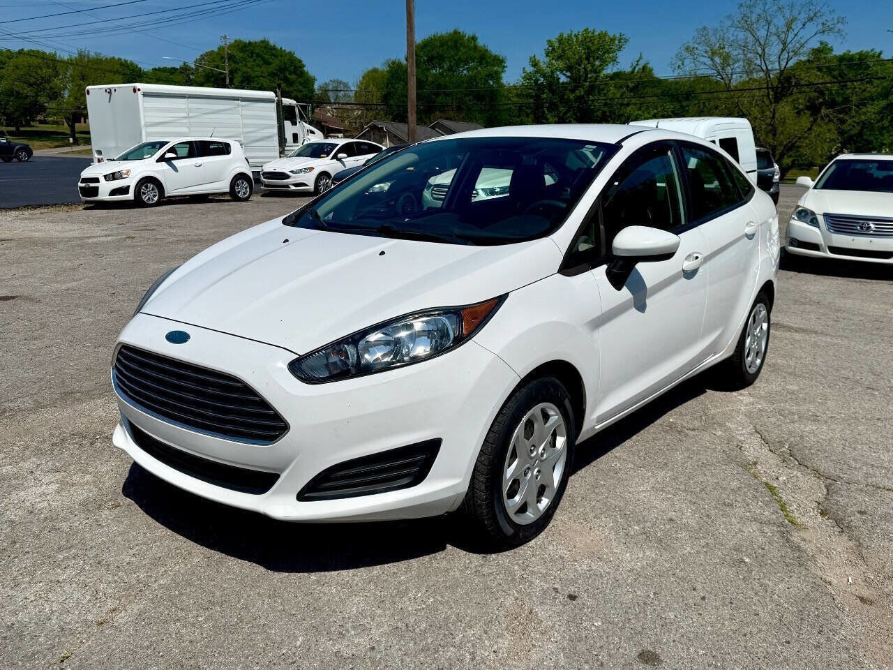 2017 FORD Fiesta
