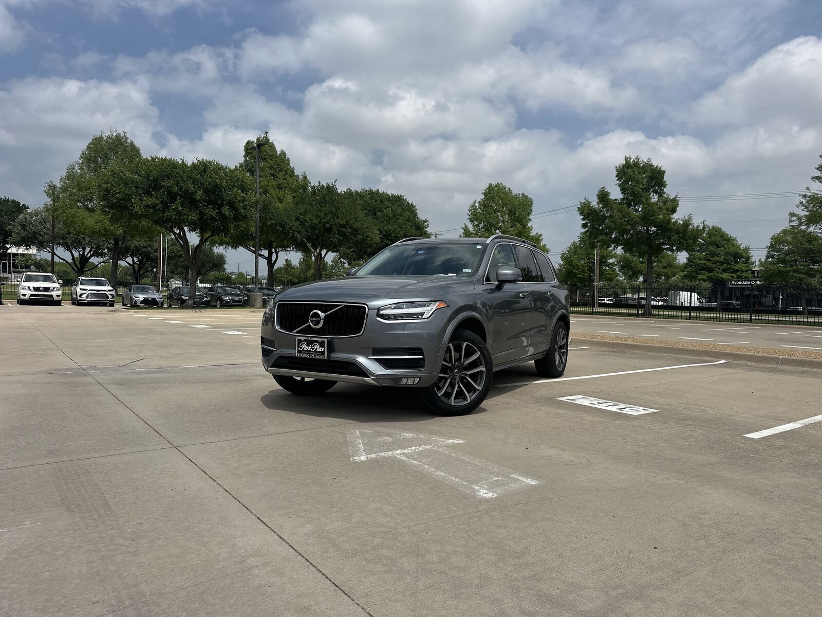 2018 VOLVO XC90
