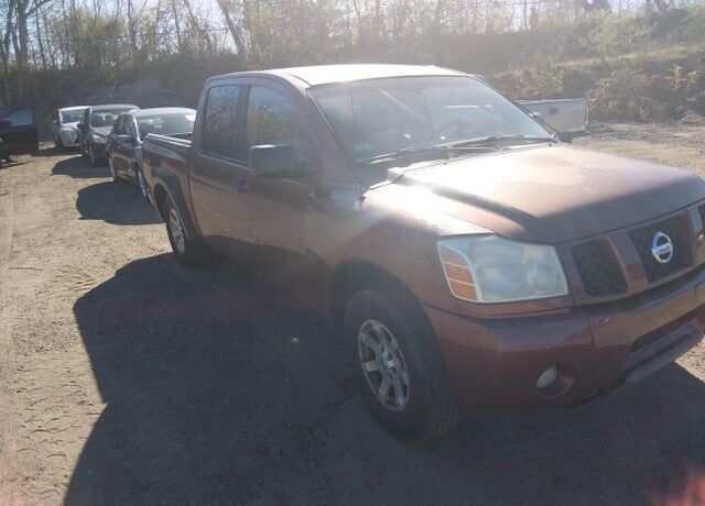 2004 NISSAN Titan