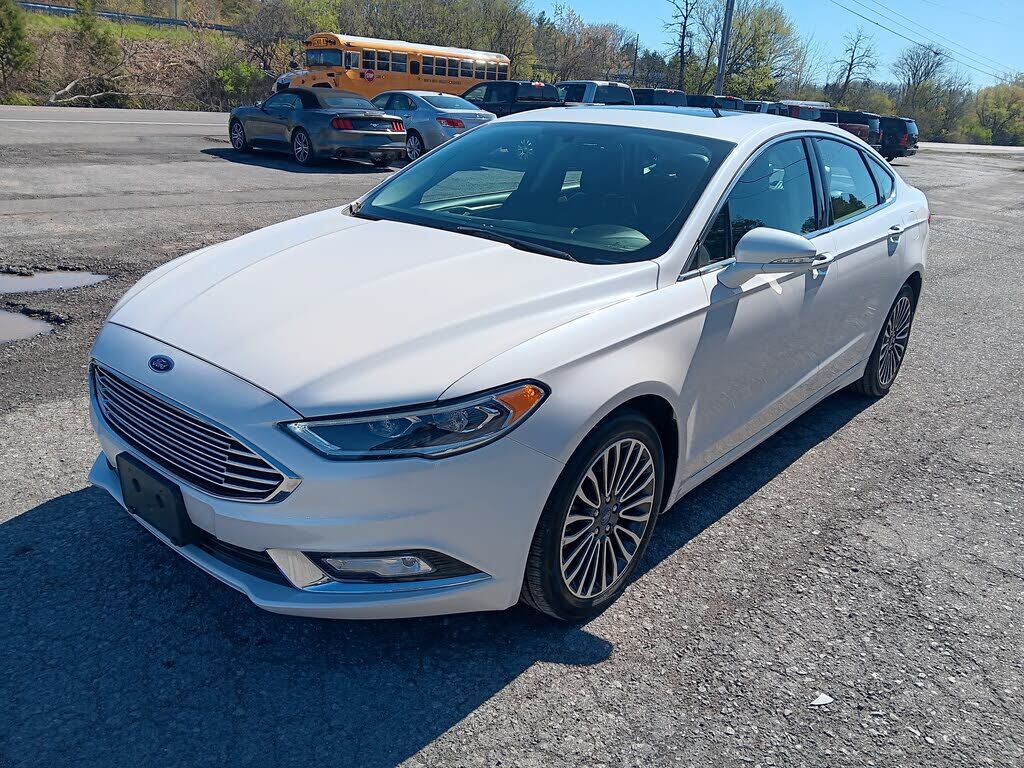 2017 FORD Fusion