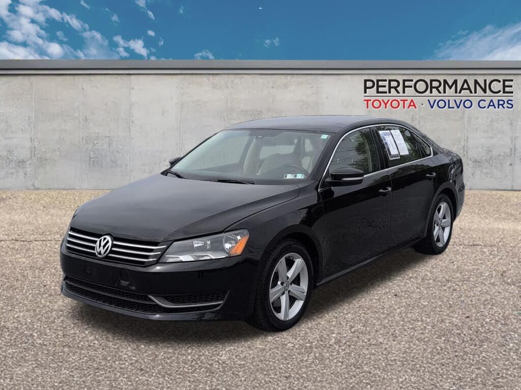 2014 VOLKSWAGEN Passat