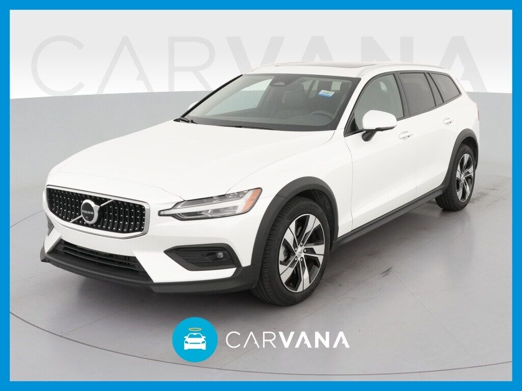 2025 VOLVO V60CC