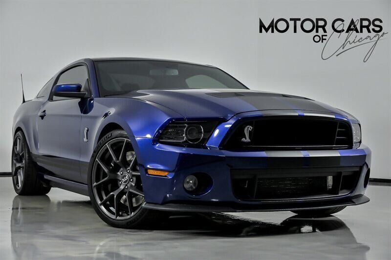 2013 FORD Mustang