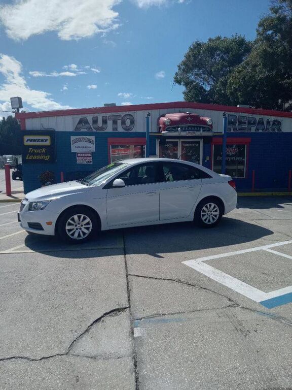 2011 CHEVROLET Cruze