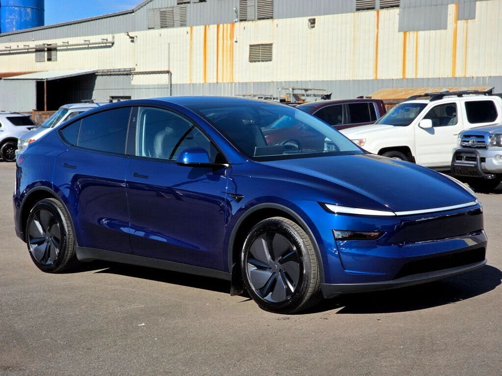 2026 TESLA Model Y