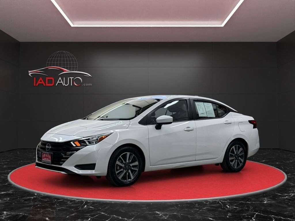 2023 NISSAN Versa