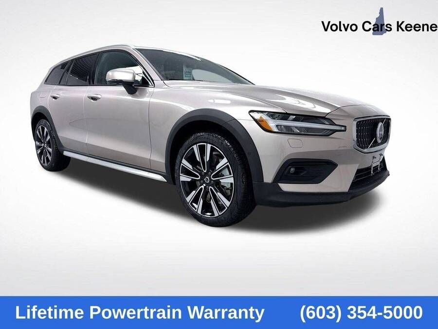 2026 VOLVO V60CC