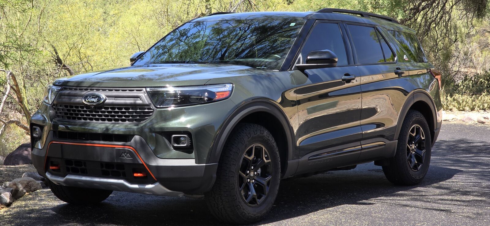 2023 FORD Explorer