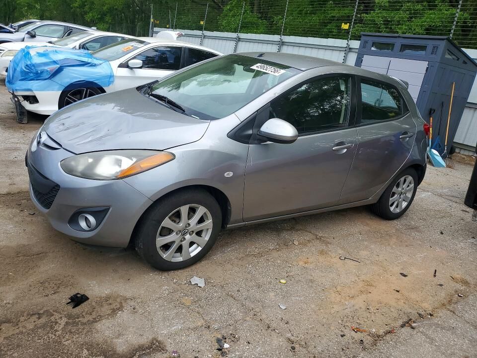 2013 MAZDA Mazda2