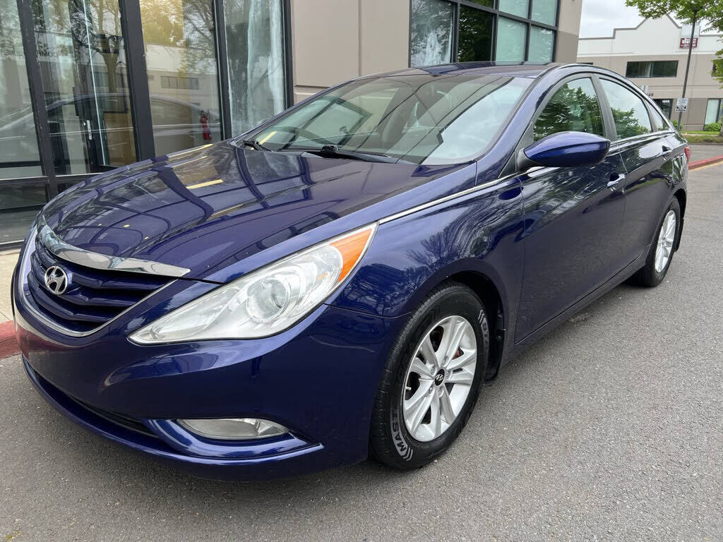 2013 HYUNDAI Sonata