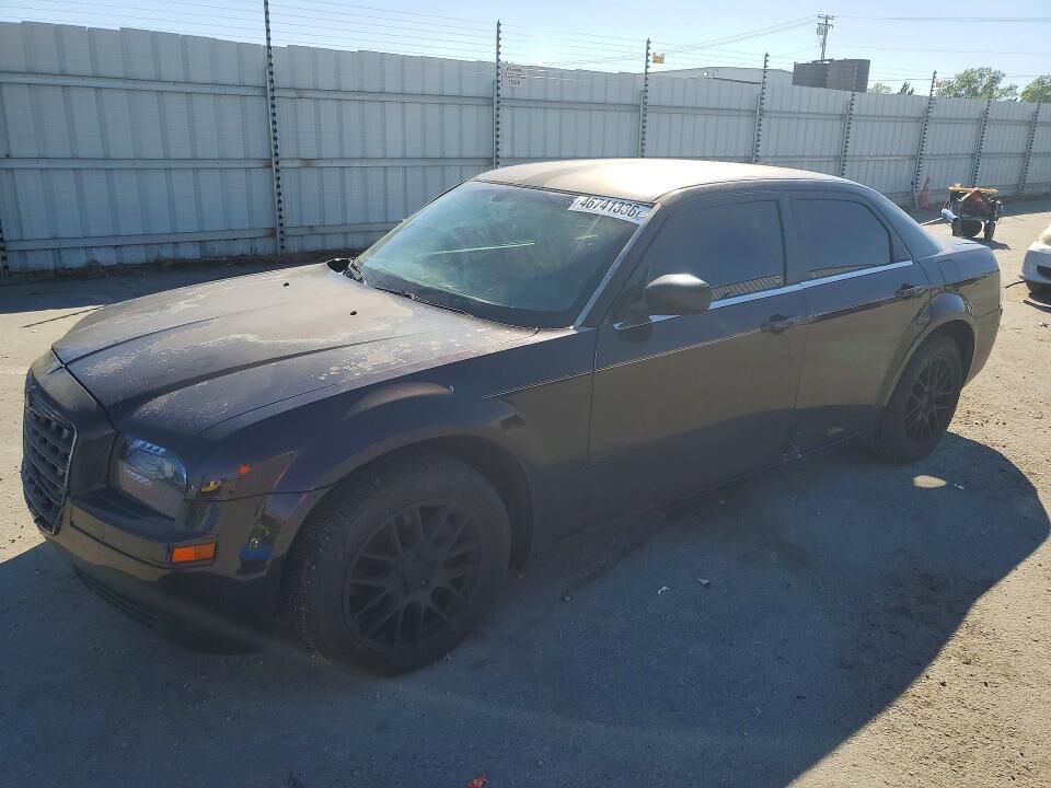 2005 CHRYSLER 300