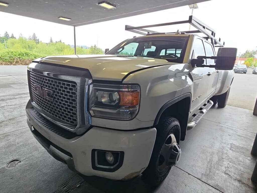 2016 GMC Sierra