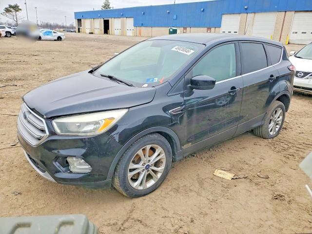 2017 FORD Escape