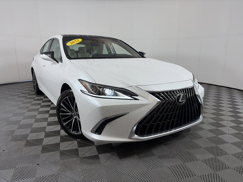 2022 LEXUS ES