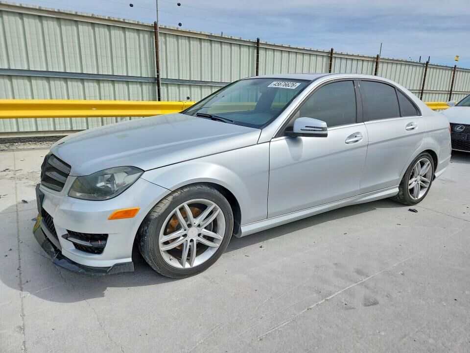 2014 MERCEDES-BENZ C-Class