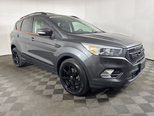 2017 FORD Escape