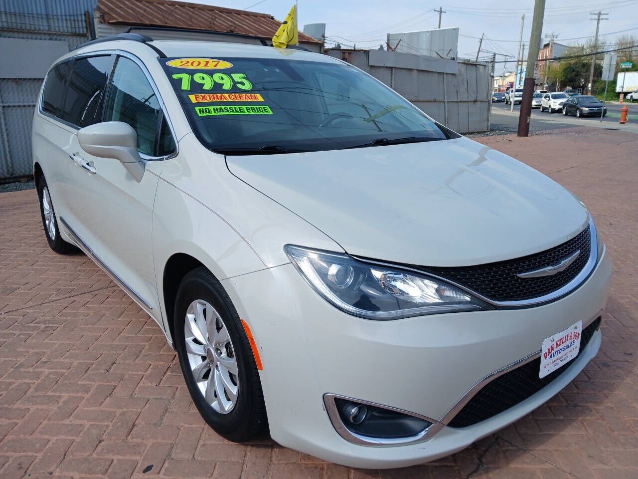 2017 CHRYSLER Pacifica