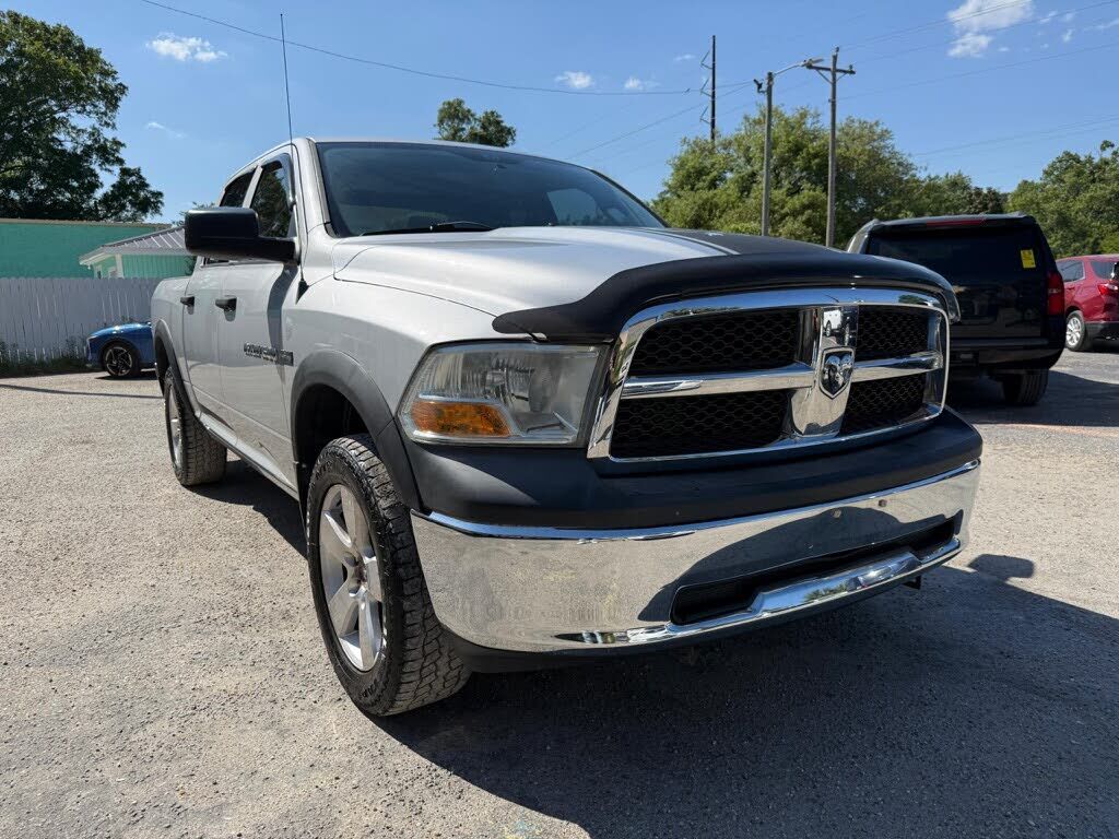 2012 DODGE Ram
