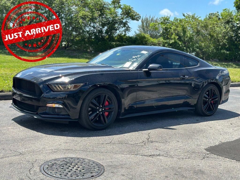 2015 FORD Mustang