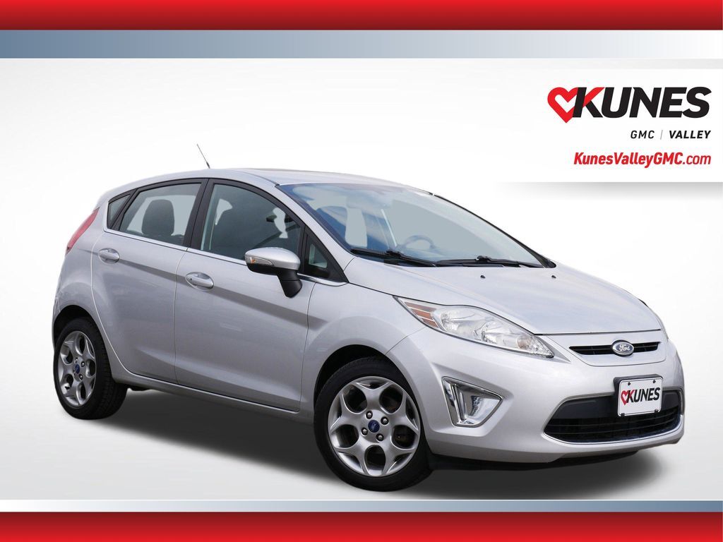 2012 FORD Fiesta
