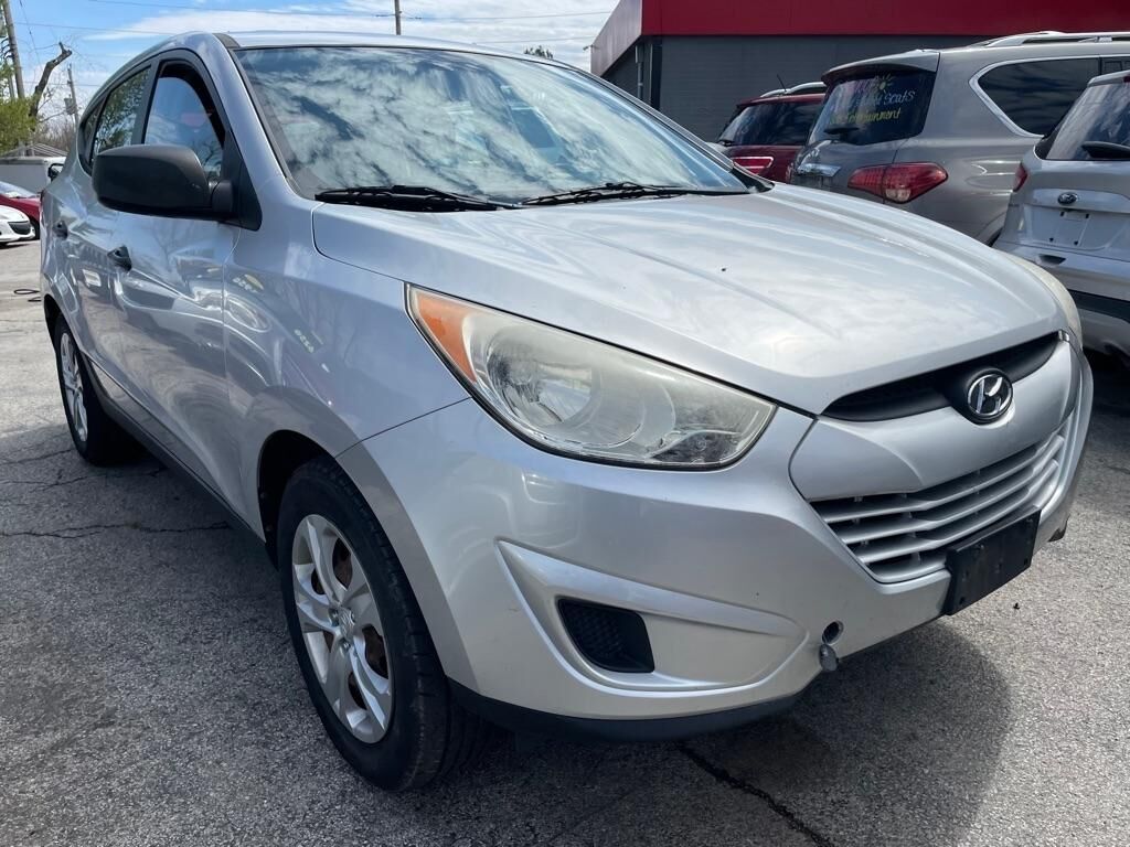 2010 HYUNDAI Tucson