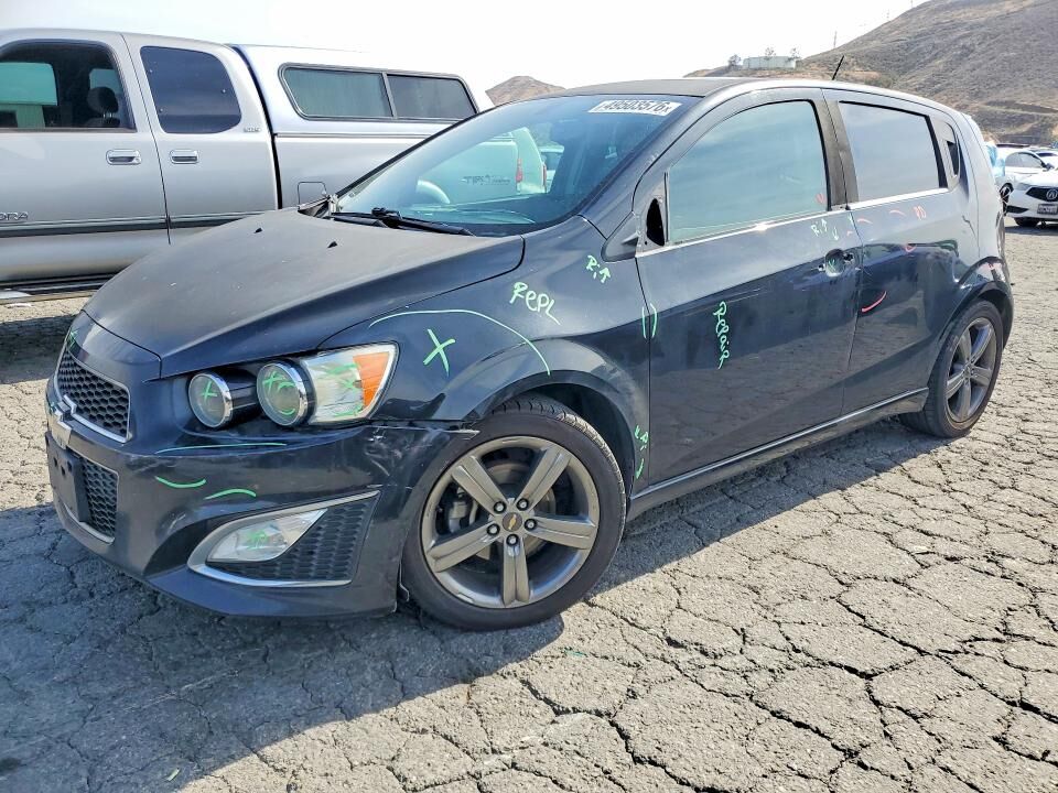 2015 CHEVROLET Sonic