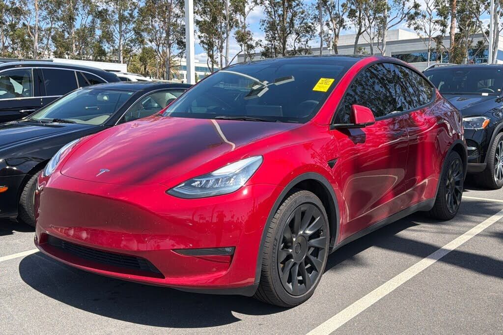 2021 TESLA Model Y