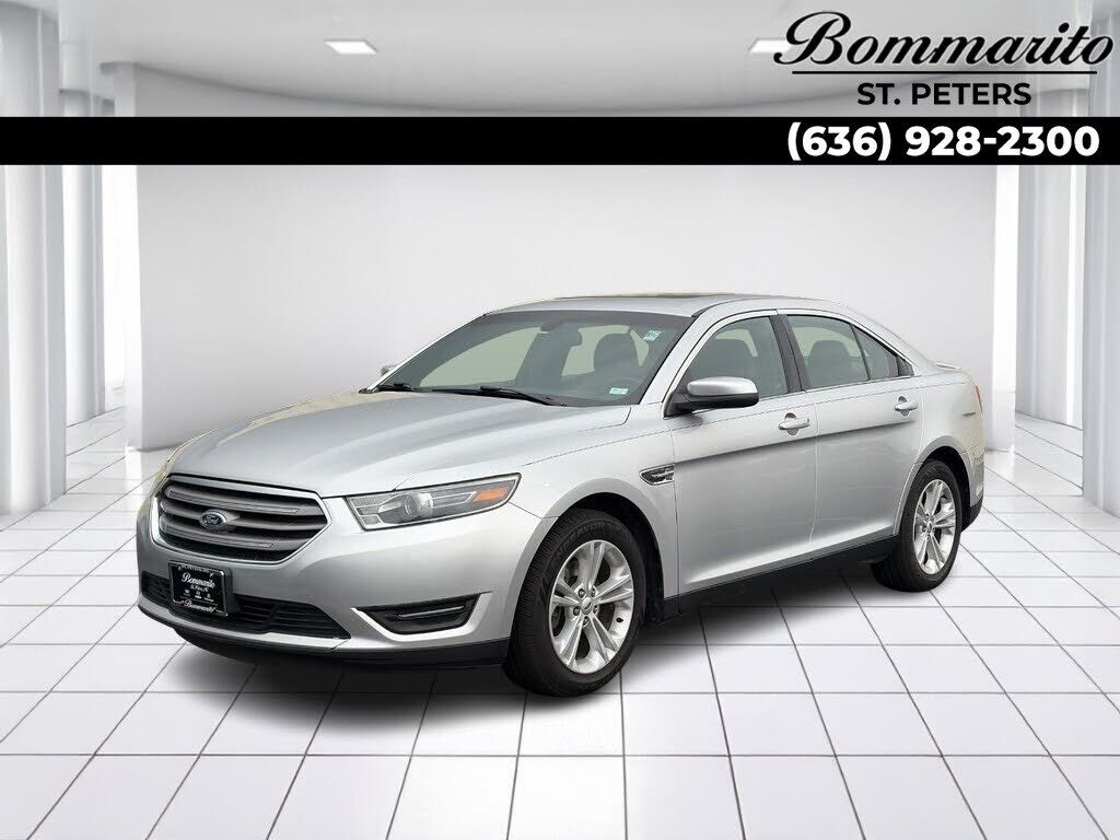 2015 FORD Taurus