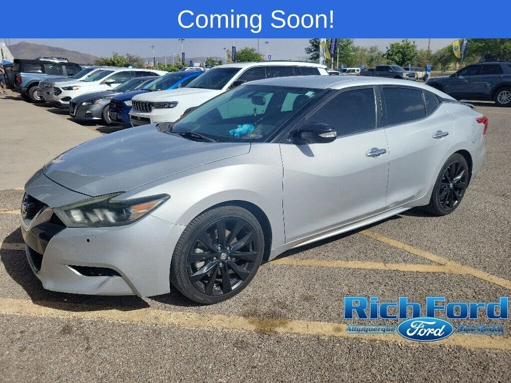 2017 NISSAN Maxima