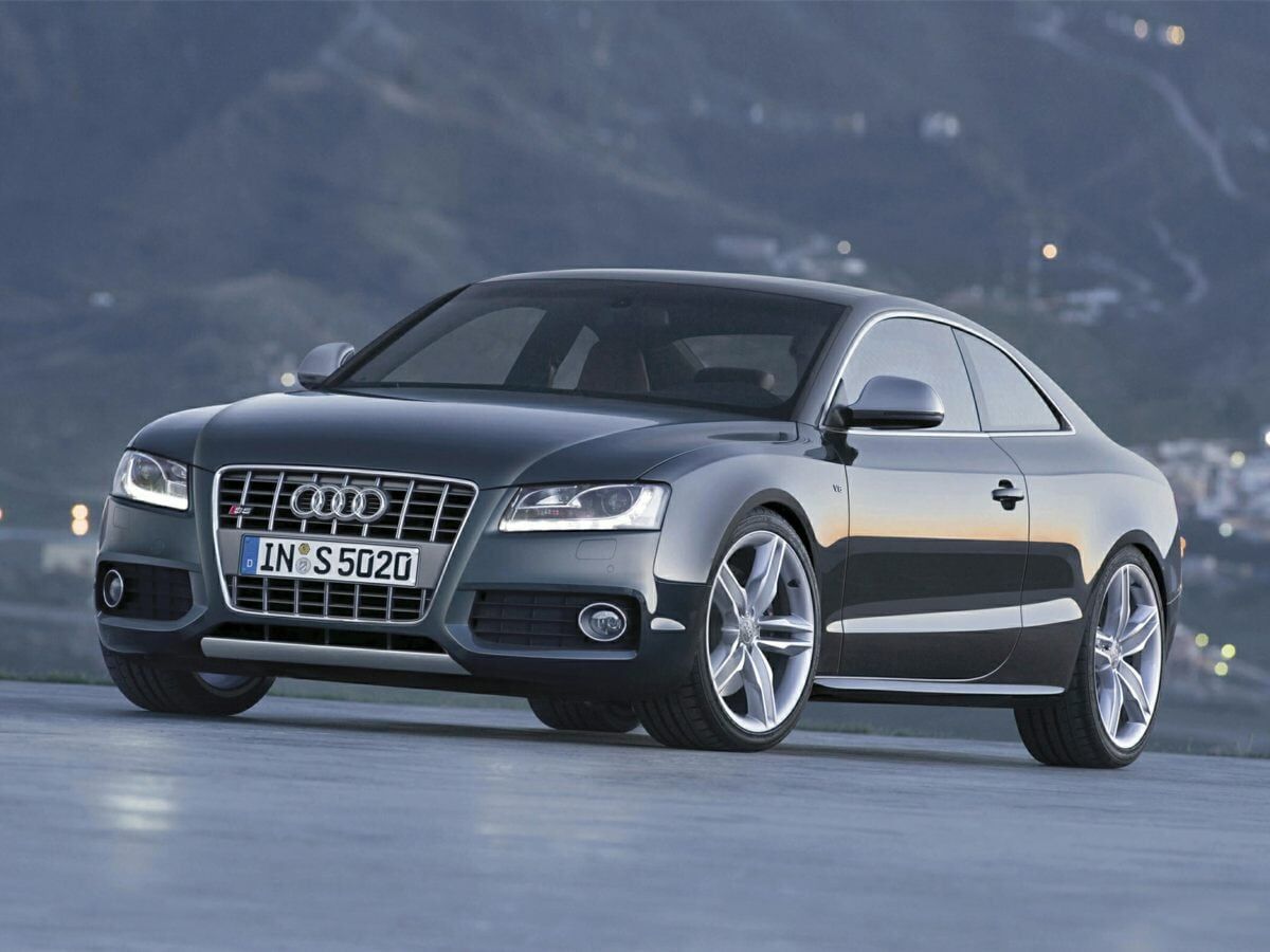 2011 AUDI S5
