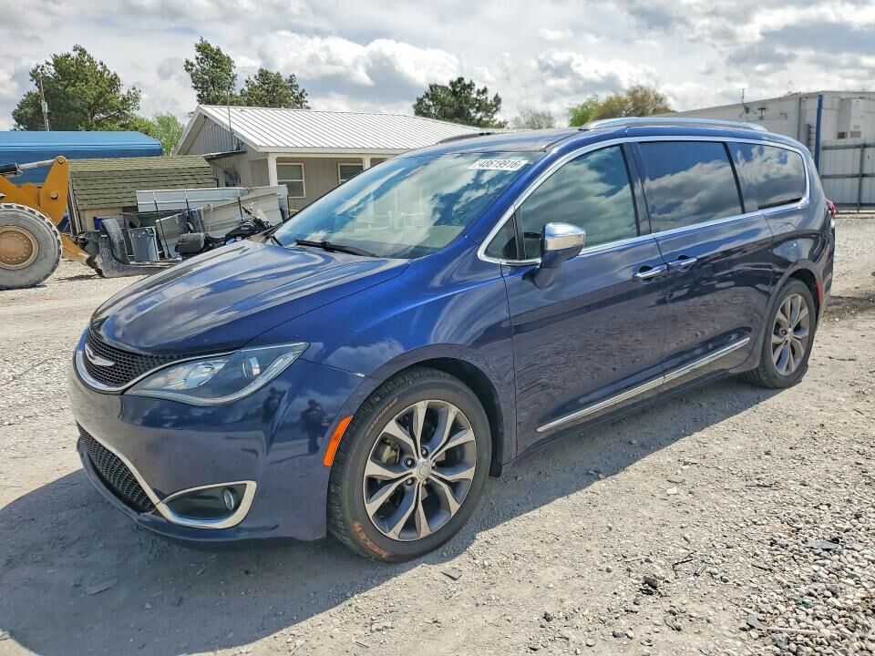 2017 CHRYSLER Pacifica