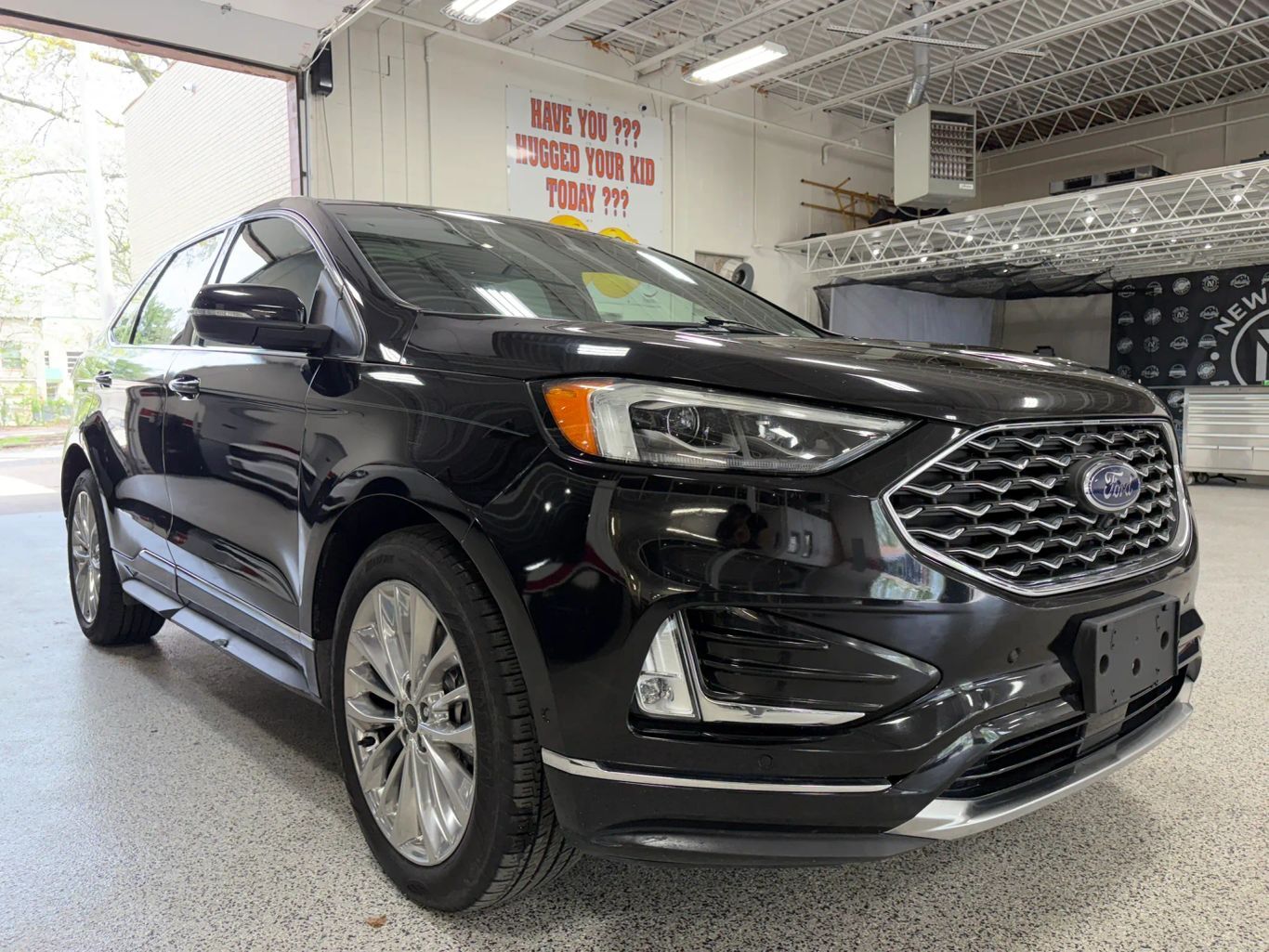 2020 FORD Edge