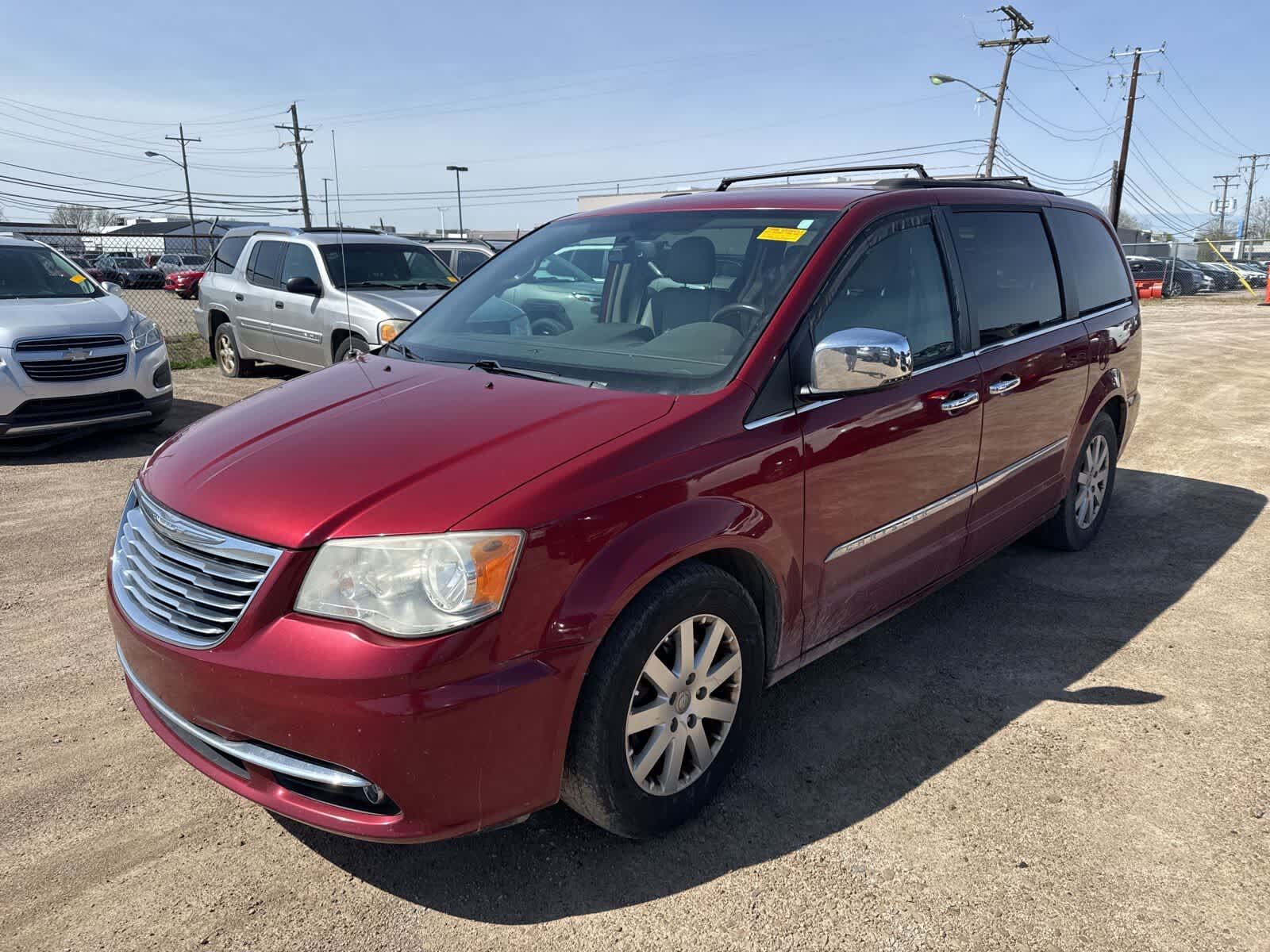 2012 CHRYSLER Town and Country