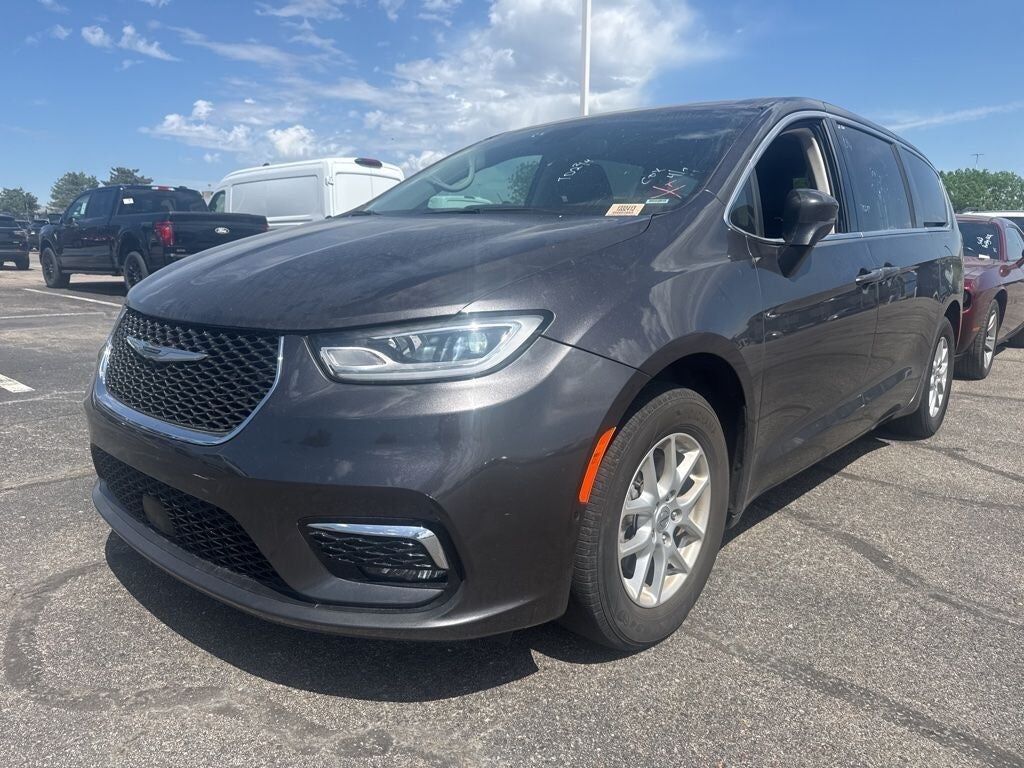 2023 CHRYSLER Pacifica