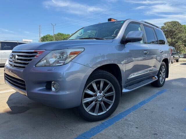 2011 LEXUS LX