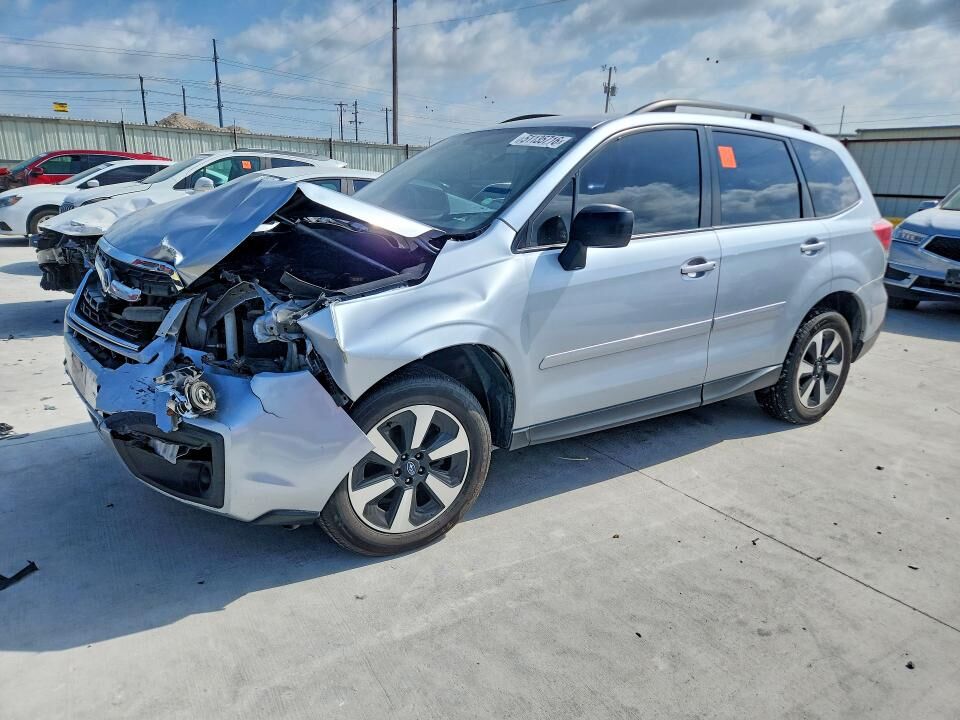 2017 SUBARU Forester