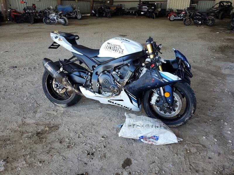 2023 SUZUKI GSX-R750