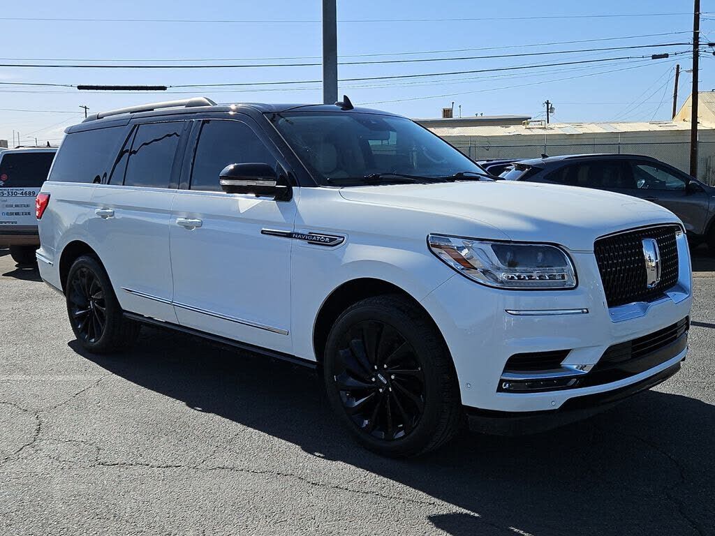 2021 LINCOLN Navigator