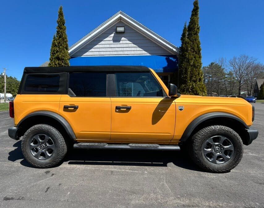 2022 FORD Bronco
