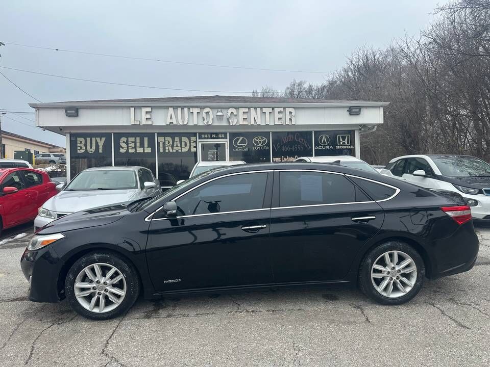 2013 TOYOTA Avalon