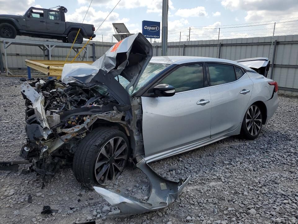 2016 NISSAN Maxima