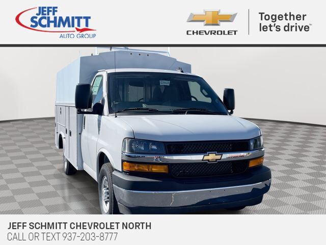 2025 CHEVROLET Express