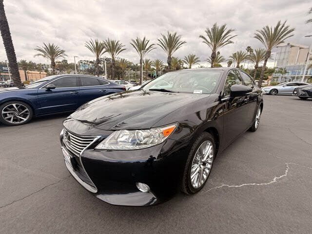 2013 LEXUS ES
