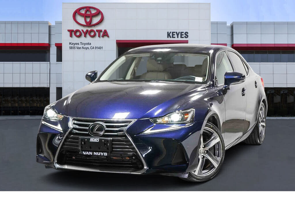 2019 LEXUS IS
